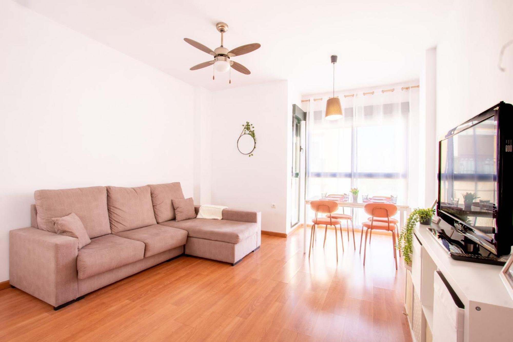 Apartamento Cerca Del Mar Y Aeropuerto Alicante Exterior photo